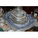 A LARGE LIDDED INDIAN PATTERNED TUREEN AND DISH, TOGETHER WITH THREE LARGE BLUE AND WHITE