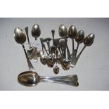 A COLLECTION OF ASSORTED SILVER FLATWARE, GROSS WEIGHT 24 TROY OZS