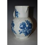 AN 18TH CENTURY WORCESTER PORCELAIN BLUE AND WHITE CABBAGE LEAF JUG