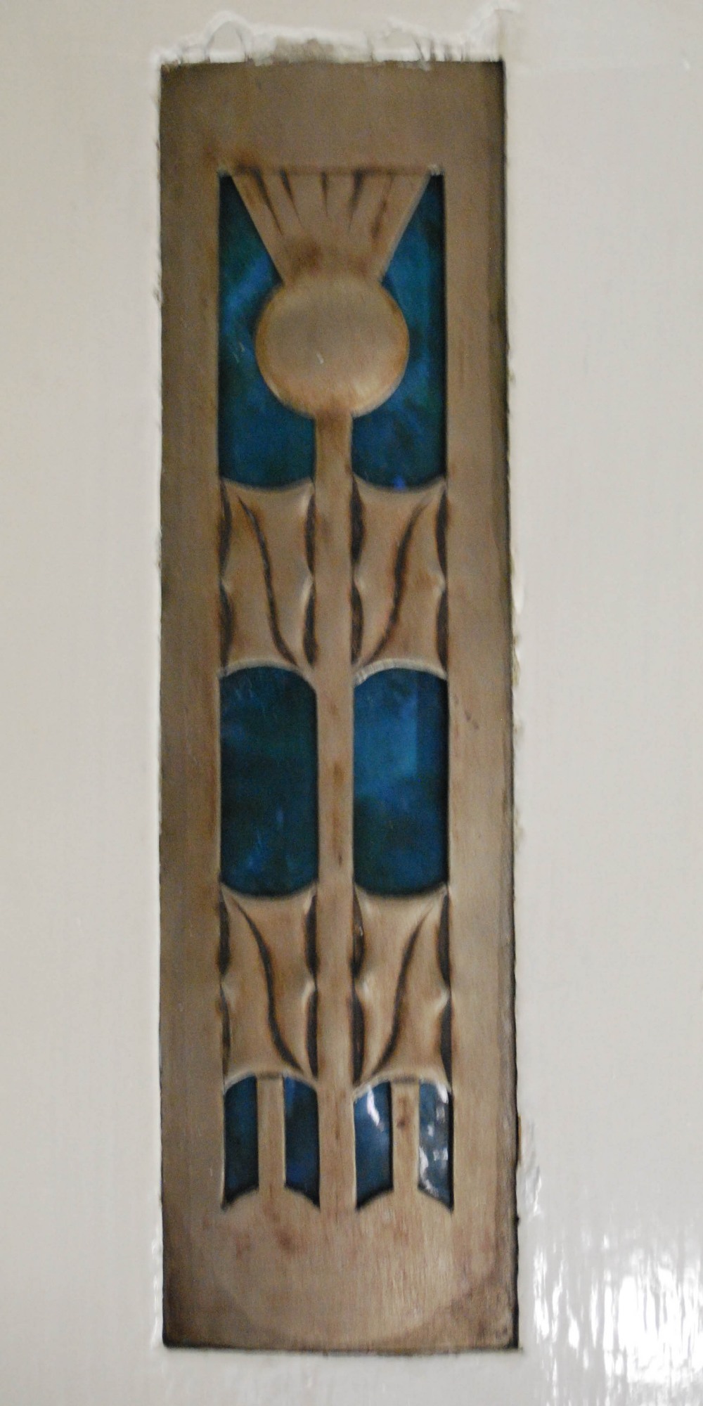 A Scottish Glasgow School Arts & Crafts painted wood, leaded glass and metal mounted fire surround - Image 2 of 12