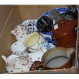 Box - Mixed ceramics to include Meissen and Belleek items