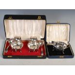 Cased pair of Sheffield silver sauce boats and ladles, the case bearing presentation plaque to '