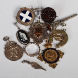 Collection of jewellery, to include three assorted silver medallions, 1902 white metal and blue