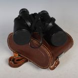 Cased pair of vintage Swift Saratoga 8 x 40 binoculars, inside a tan leatherette case, the case 17cm
