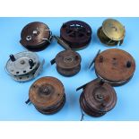 Good collection of 8 vintage fishing reels