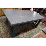 Painted refectory table - Approx L: 214cm W: 90cm H: 78.5cm