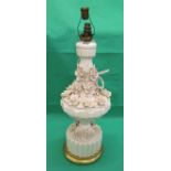 China Capodimonte style table lamp adorned with flowers