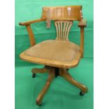 Early 20C oak framed office chair