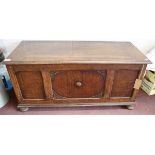 Oak coffer