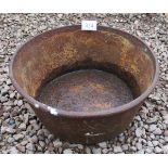 Cast iron pot