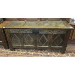 Early oak panelled coffer - Approx W: 139cm D: 51cm H: 63cm