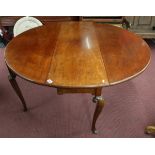 Georgian mahogany drop leaf table on cabriole legs