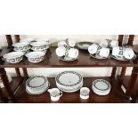 Suzie Cooper part tea & dinner service - Keystone pattern