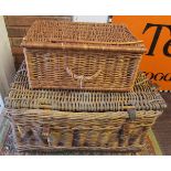 Wicker laundry basket & picnic basket