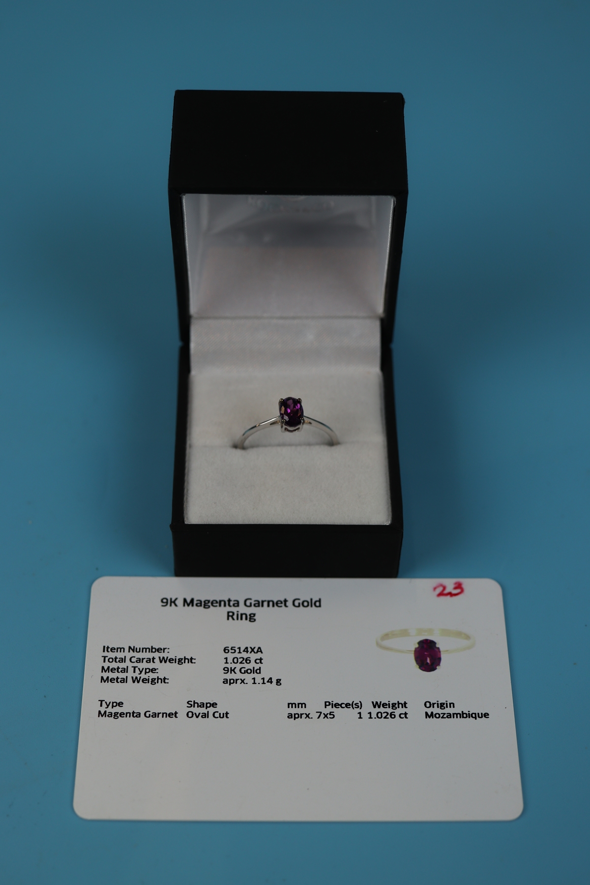 White gold magenta garnet ring (with certificate) - Image 2 of 2