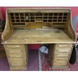 Large roll top desk of tambour front - Approx W: 136cm D: 81cm H: 128cm