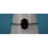 White gold magenta garnet ring (with certificate)