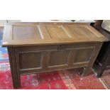 Georgian oak coffer - Approx W: 122cm D: 53cm H: 70cm