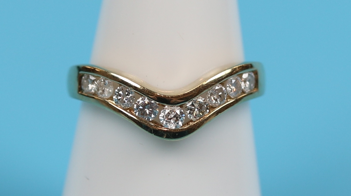 Gold 9 stone diamond ring