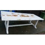 Contemporary painted solid oak refectory table - Approx L: 244cm W: 122cm H: 76cm