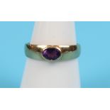 White gold amethyst set solitaire ring