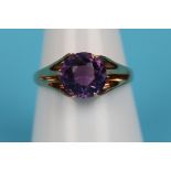 White gold amethyst set solitaire ring