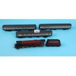 OO gauge engine & 4 carriages