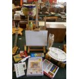 Artist collectables to include paints & easel