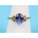 14 carat gold diamond and tanzanite ring