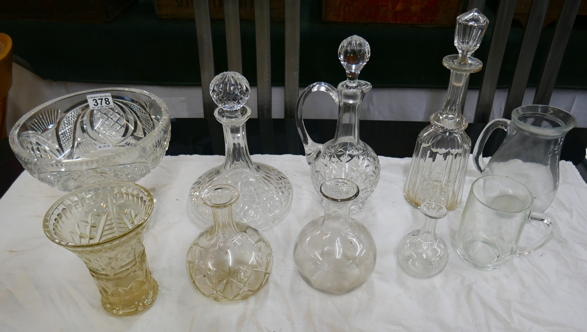 Collection of glass to include crystal