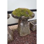 Large antique staddle stone - Cotswold stone - Approx H: 79cm