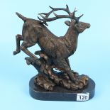 Bronze stag on marble base - Approx H: 29cm