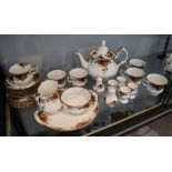 Collection of Royal Albert - Old Country Roses