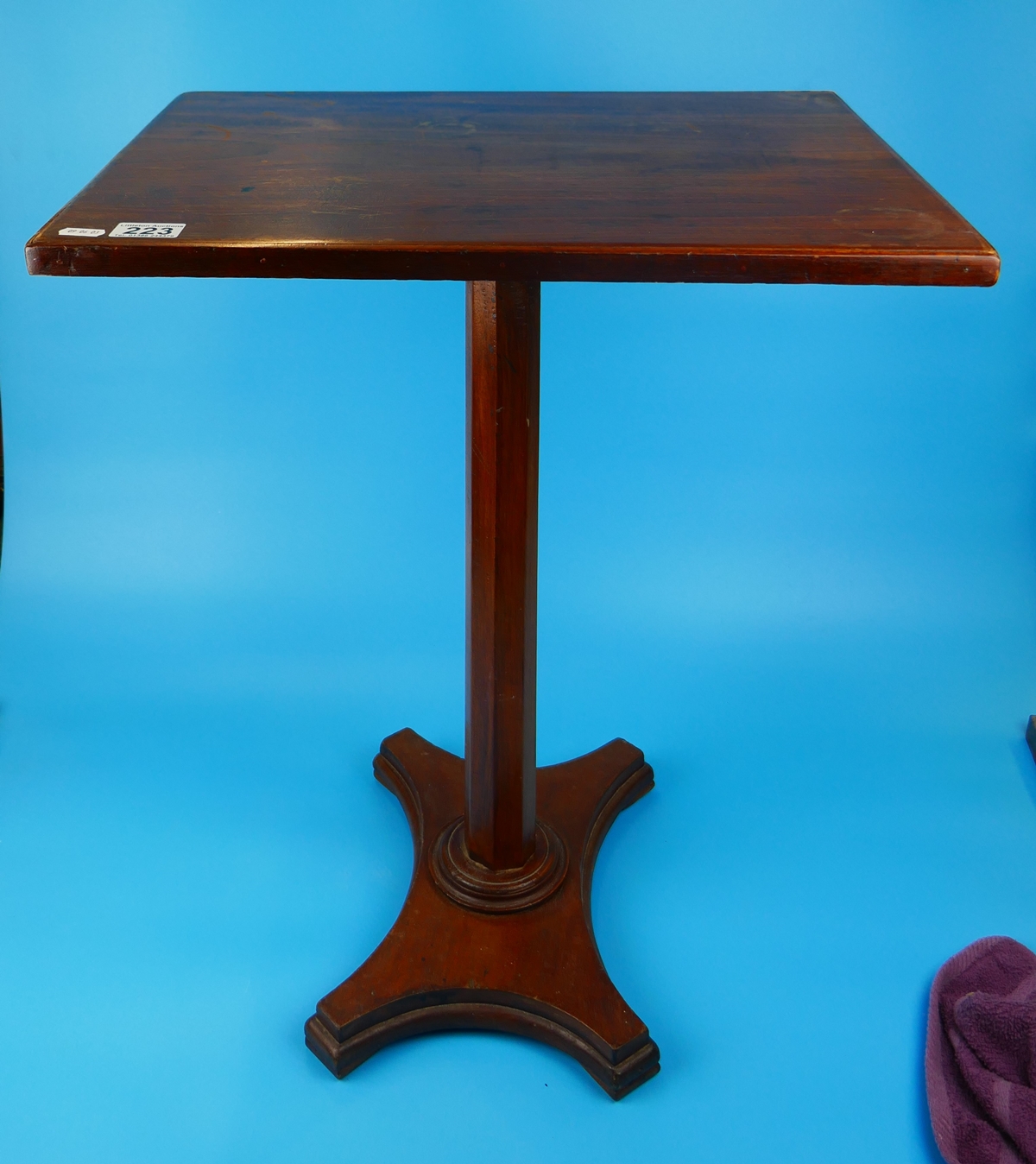 Mahogany pedestal occasional table