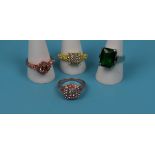 4 costume jewellery rings