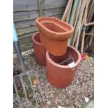 3 terracotta pots