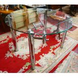 Contemporary glass & chrome draw leaf table - Diameter 118cm & H: 77cm