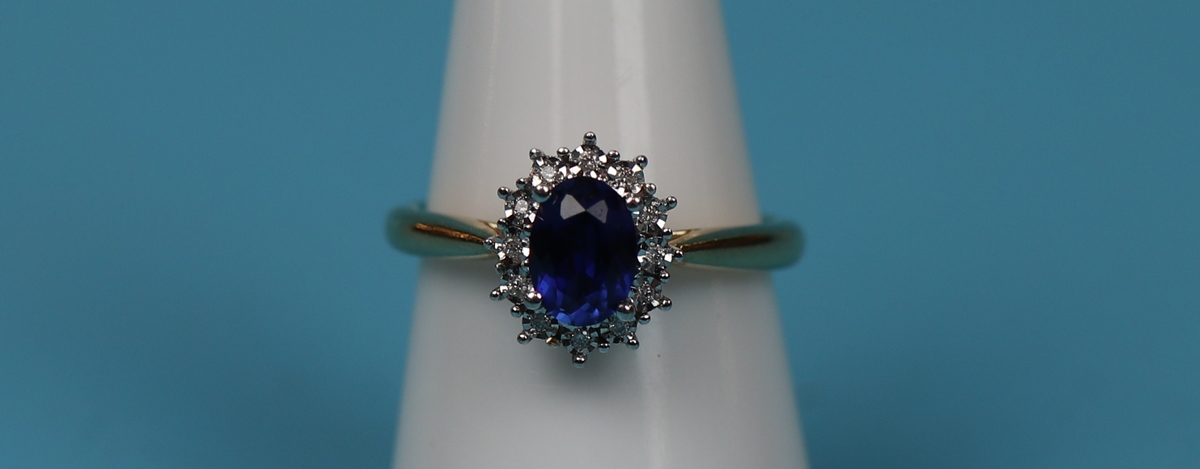 Gold sapphire & diamond cluster ring