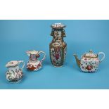 Collection of Oriental pattern china to include tea pot and vase