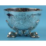 Hallmarked silver bowl on dolphin feet - Berthold Muller, Chester 1904 - Approx weight: 261g