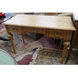 Victorian oak writing table - Approx W: 113cm D: 58cm H: 77cm
