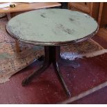Rustic oak dining table - Approx L: 136cm W: 96cm H: 75cm