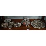 Collection of metalware to include champagne coasters