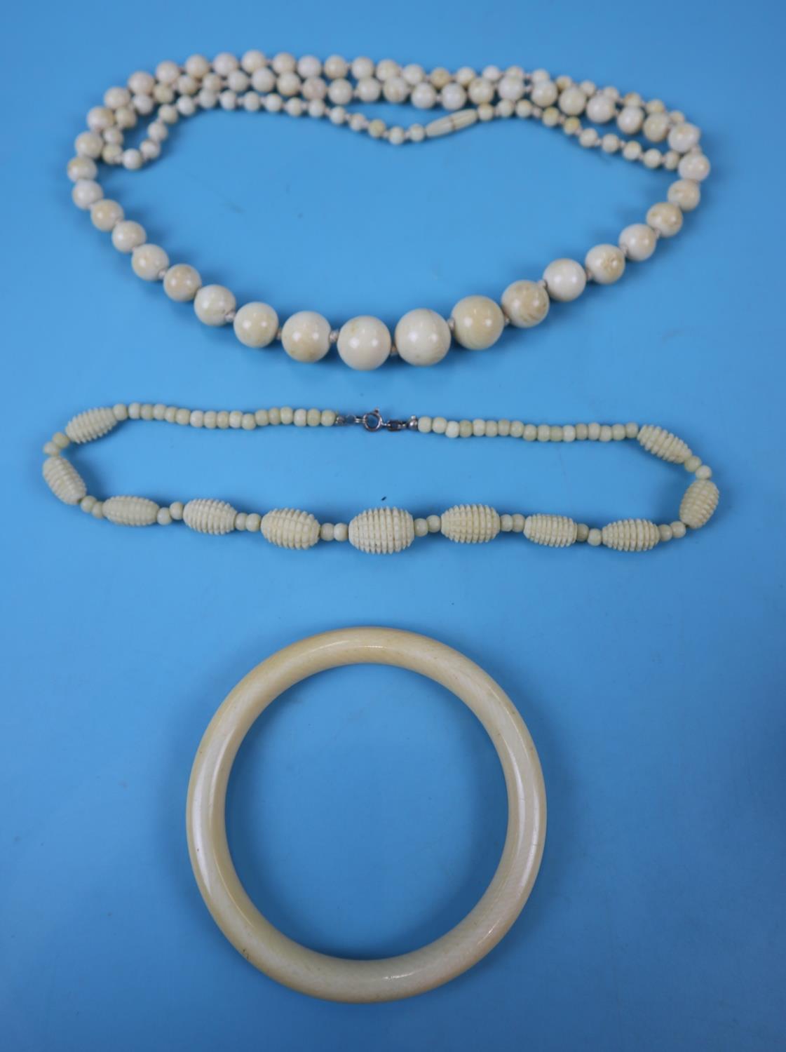 Collection of ivory jewellery