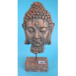 Heavy Buddha image in gold - Approx H: 41cm