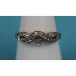 Gold diamond set ring