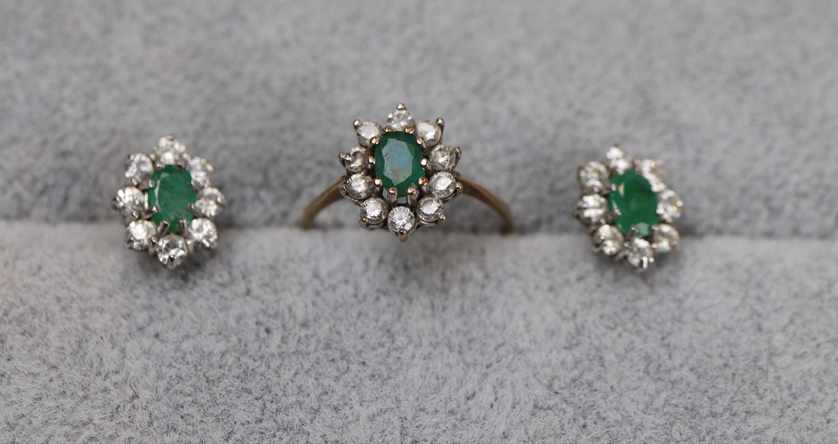 Gold emerald cluster ring with matching earrings