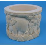 Carved Ivory pot depicting elephants - H: 7cm