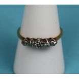 Gold 5 stone diamond set ring