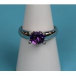 18ct gold white gold amethyst & diamond ring